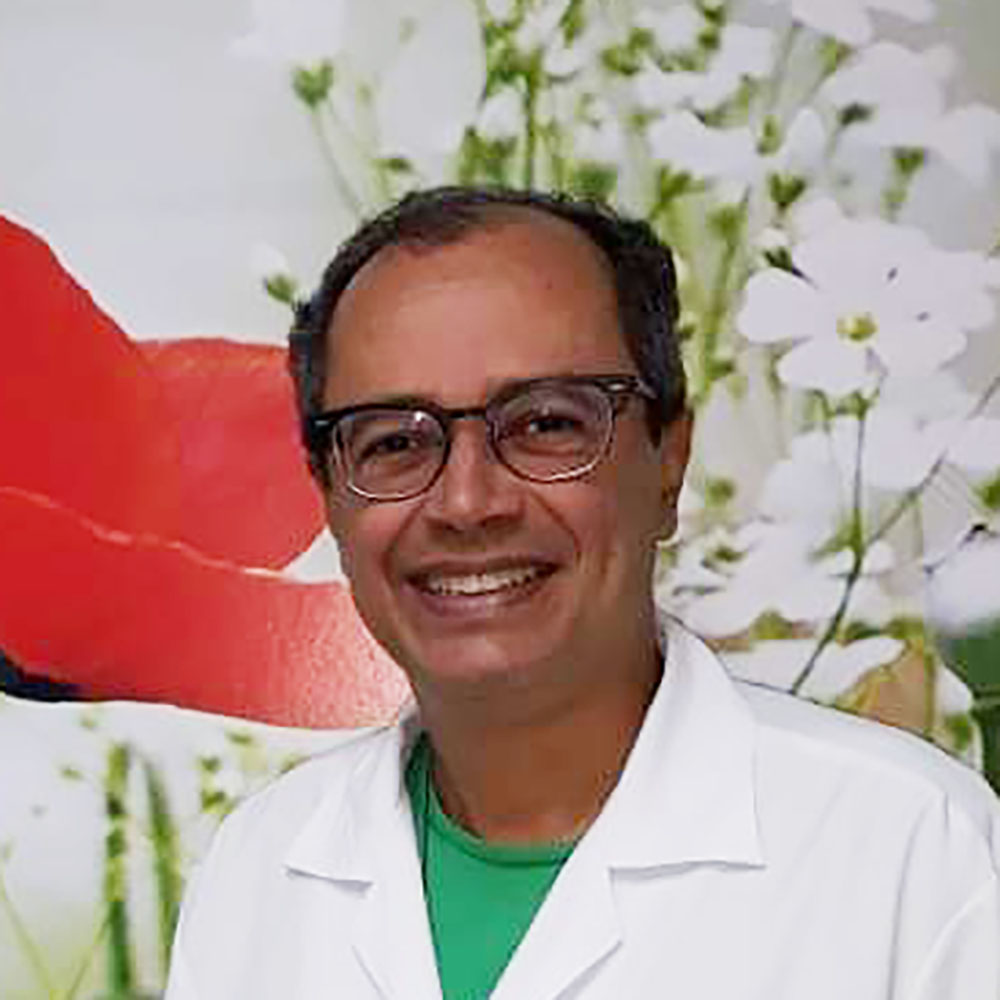 Dr. Franklin Santana Santos